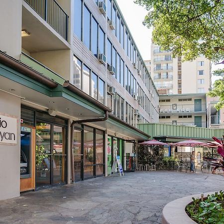 Kuhio Banyan Hotel Гонолулу Экстерьер фото