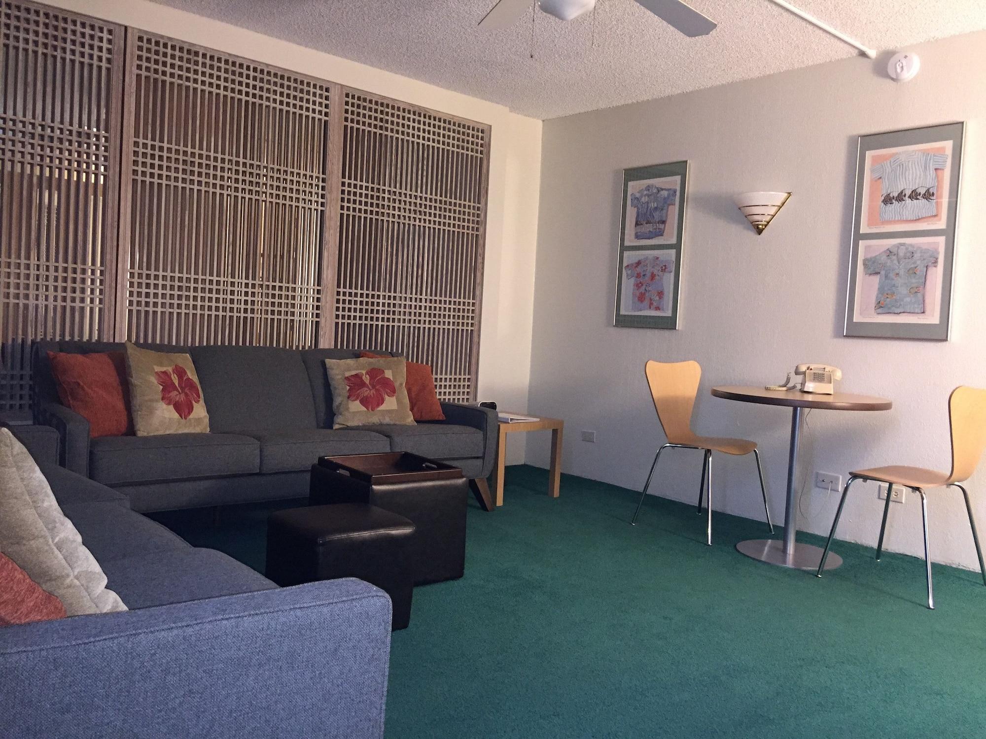 Kuhio Banyan Hotel Гонолулу Экстерьер фото