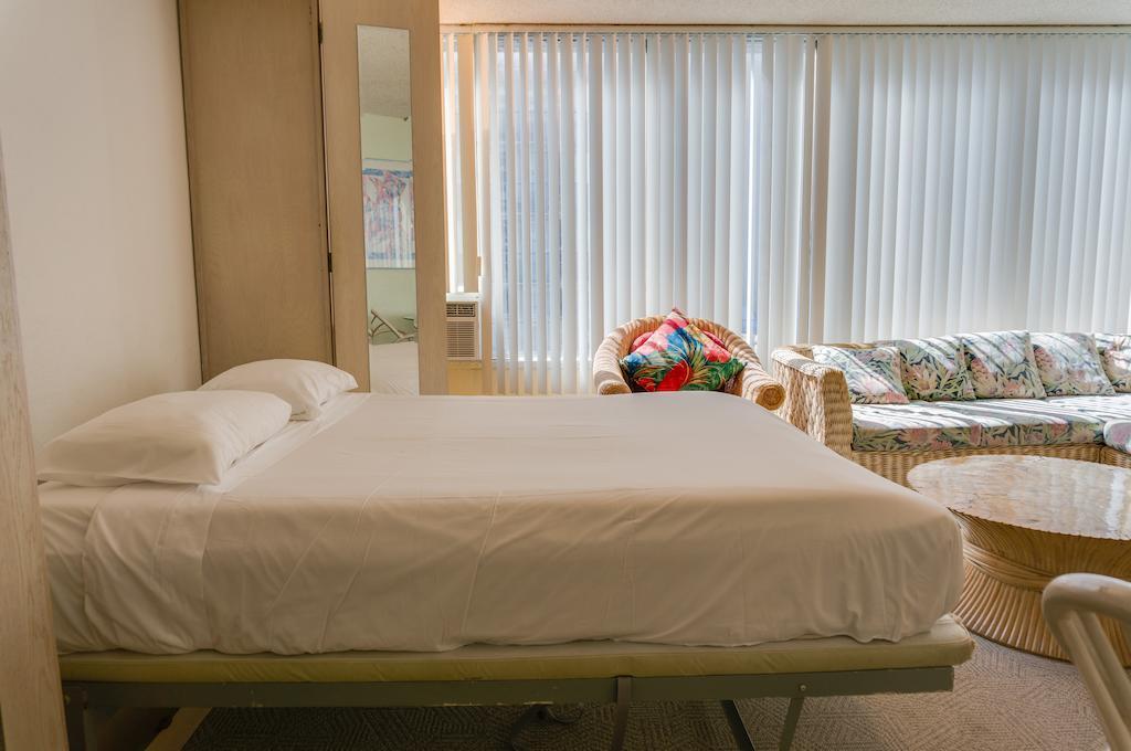 Kuhio Banyan Hotel Гонолулу Экстерьер фото